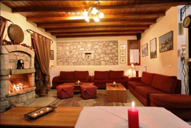 Koustenis Village Dimitsana Luaran gambar